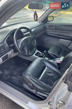 Внедорожник / Кроссовер Subaru Forester 2004 в 