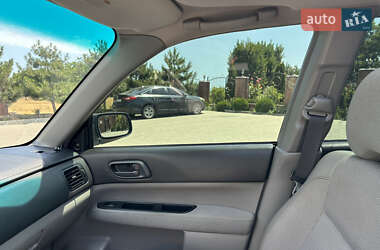 Внедорожник / Кроссовер Subaru Forester 2004 в 