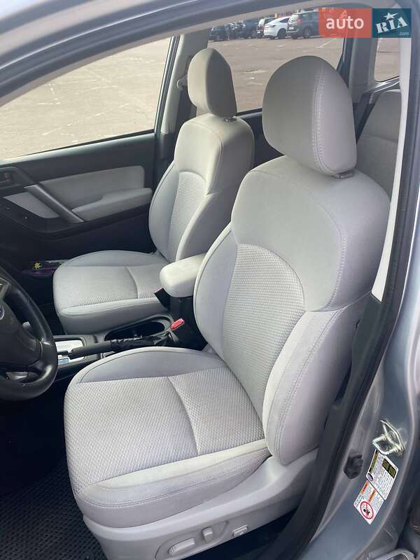 Внедорожник / Кроссовер Subaru Forester 2014 в Житомире