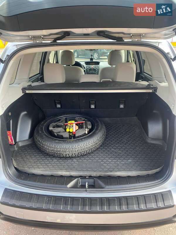 Внедорожник / Кроссовер Subaru Forester 2014 в Житомире