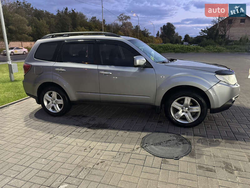 Внедорожник / Кроссовер Subaru Forester 2008 в Киеве