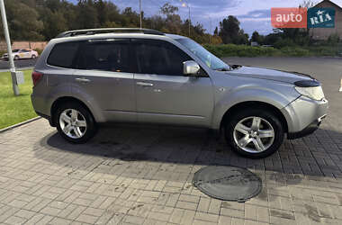 Внедорожник / Кроссовер Subaru Forester 2008 в 