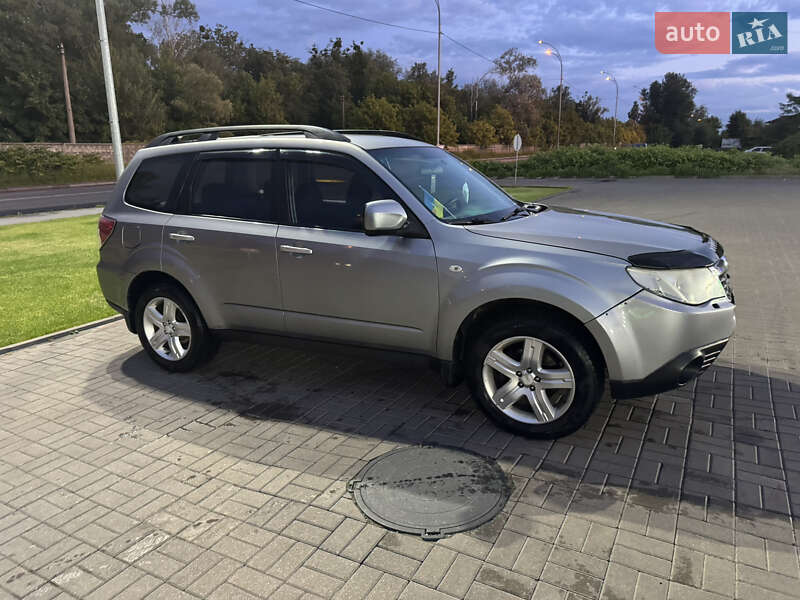 Внедорожник / Кроссовер Subaru Forester 2008 в Киеве