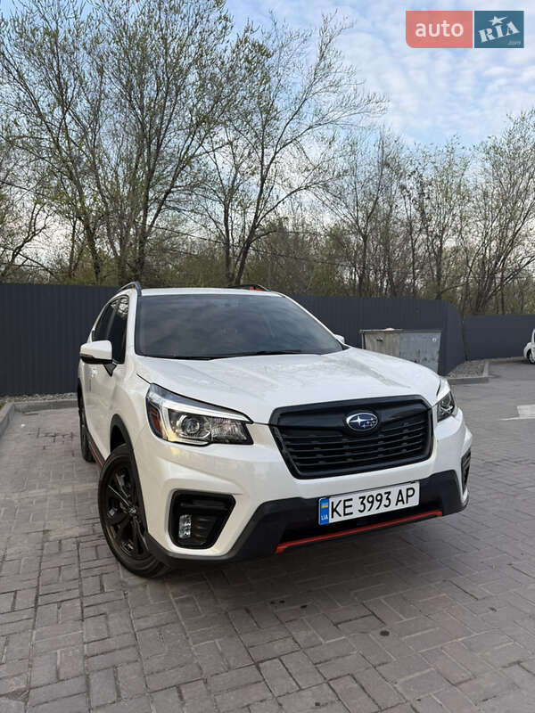 Внедорожник / Кроссовер Subaru Forester 2018 в Киеве