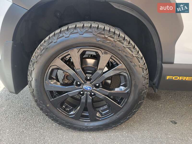 Внедорожник / Кроссовер Subaru Forester 2022 в Харькове