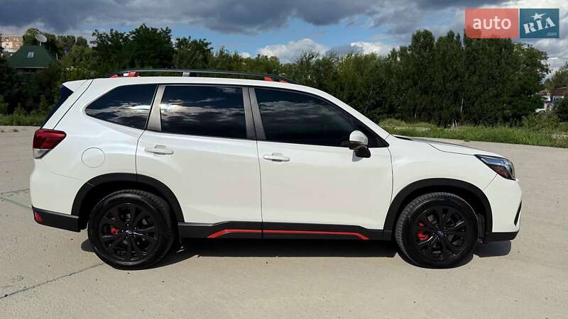 Внедорожник / Кроссовер Subaru Forester 2019 в Днепре