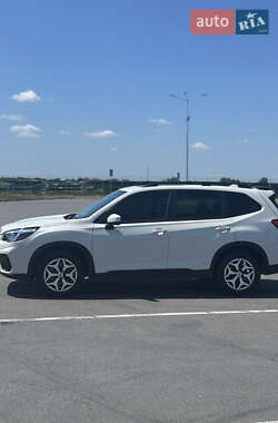 Внедорожник / Кроссовер Subaru Forester 2020 в Днепре