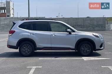 Внедорожник / Кроссовер Subaru Forester 2023 в 