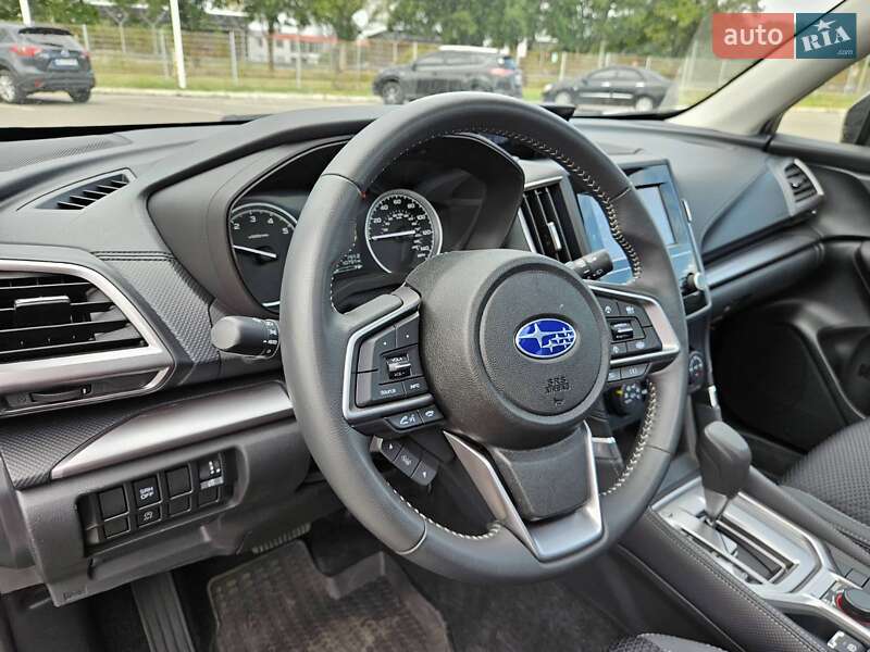 Внедорожник / Кроссовер Subaru Forester 2024 в Днепре