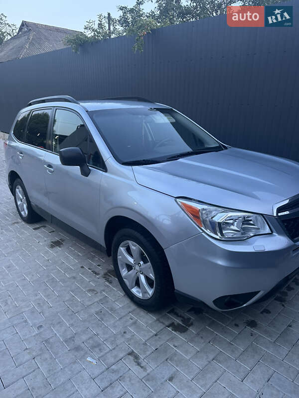 Позашляховик / Кросовер Subaru Forester 2014 в Первомайську