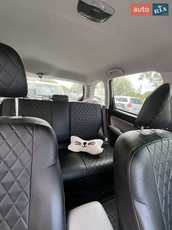 Внедорожник / Кроссовер Subaru Forester 2017 в Одессе