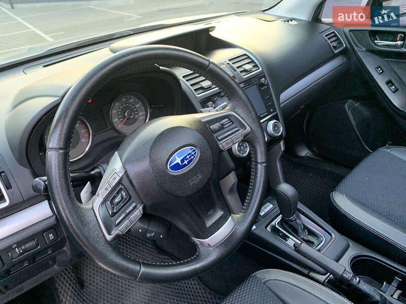 Внедорожник / Кроссовер Subaru Forester 2016 в Борисполе