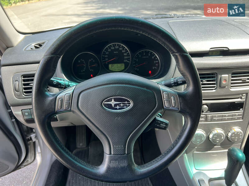 Внедорожник / Кроссовер Subaru Forester 2006 в Житомире
