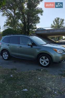 Внедорожник / Кроссовер Subaru Forester 2015 в 