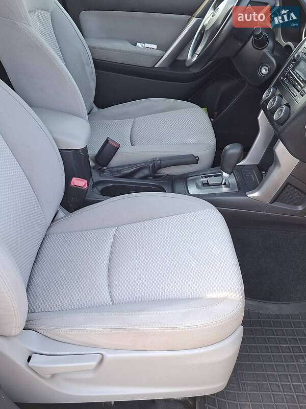 Позашляховик / Кросовер Subaru Forester 2013 в Черкасах