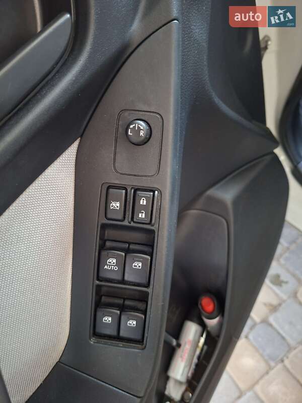 Позашляховик / Кросовер Subaru Forester 2013 в Черкасах