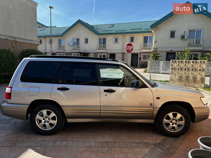 Позашляховик / Кросовер Subaru Forester 2000 в Одесі