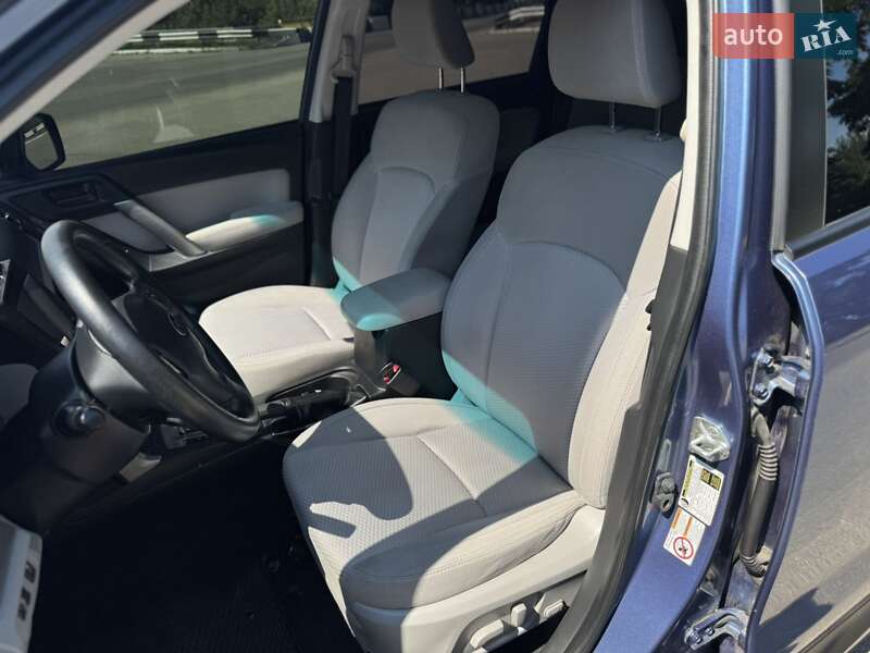 Внедорожник / Кроссовер Subaru Forester 2014 в Днепре
