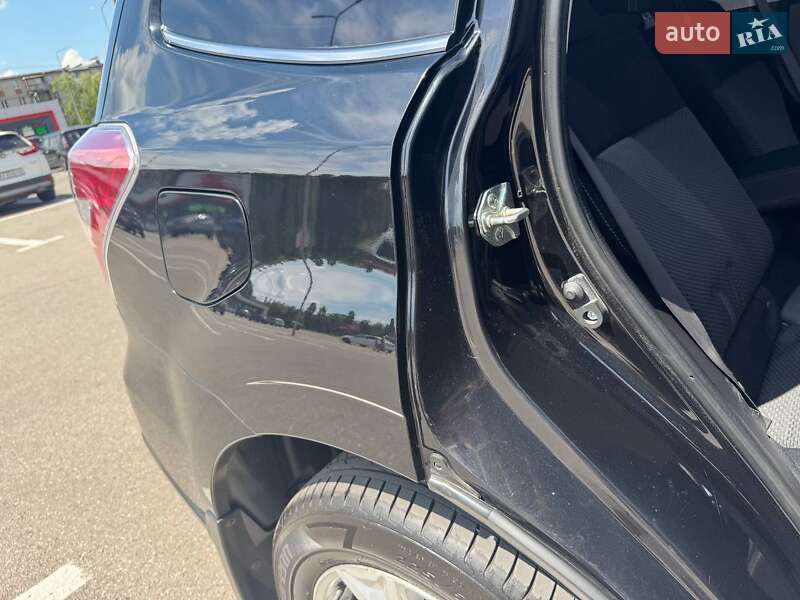 Внедорожник / Кроссовер Subaru Forester 2014 в Харькове