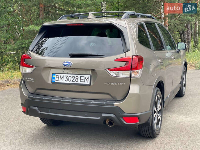 Внедорожник / Кроссовер Subaru Forester 2021 в Киеве