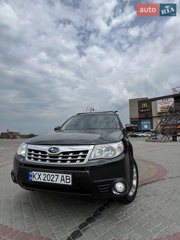 Subaru Forester 2011