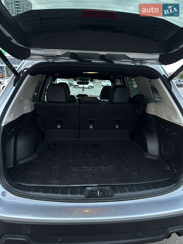 Внедорожник / Кроссовер Subaru Forester 2019 в Киеве