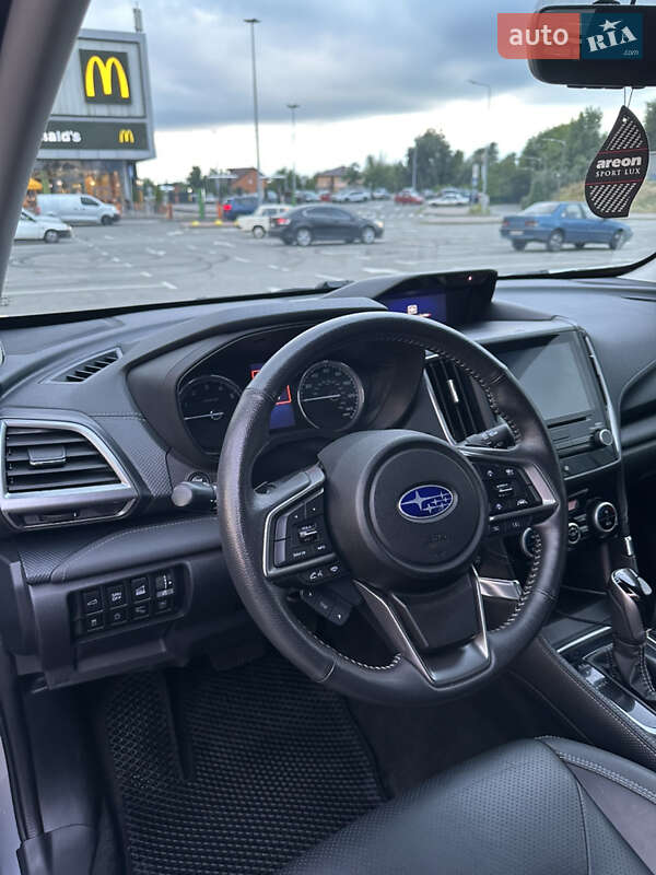 Внедорожник / Кроссовер Subaru Forester 2019 в Киеве