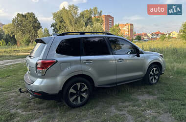 Внедорожник / Кроссовер Subaru Forester 2018 в 