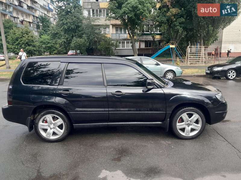 Внедорожник / Кроссовер Subaru Forester 2006 в Киеве