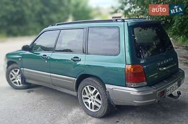 Внедорожник / Кроссовер Subaru Forester 1998 в 