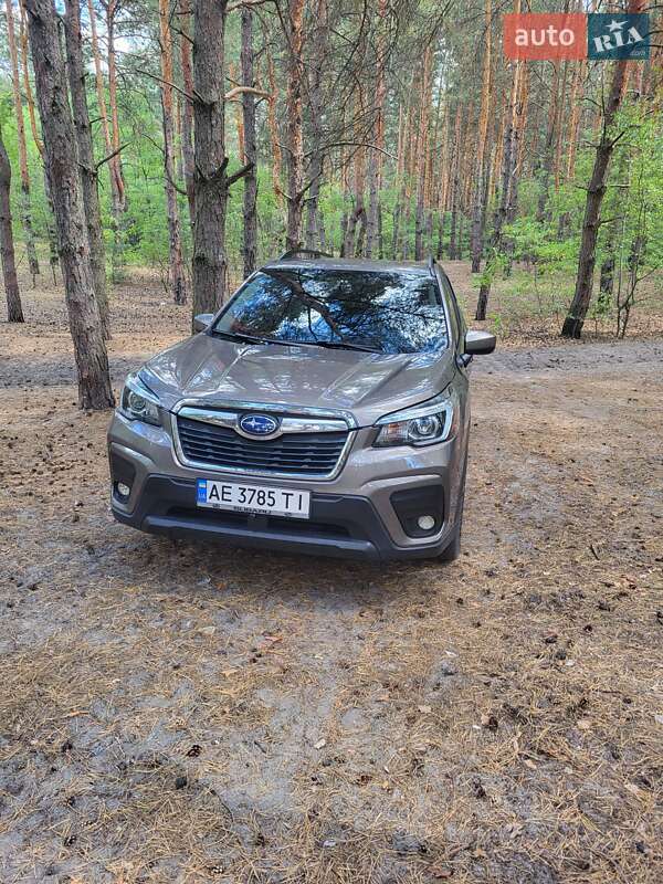 Внедорожник / Кроссовер Subaru Forester 2020 в Днепре