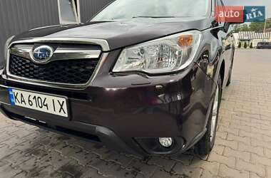 Внедорожник / Кроссовер Subaru Forester 2013 в 