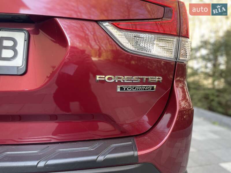 Позашляховик / Кросовер Subaru Forester 2018 в Львові