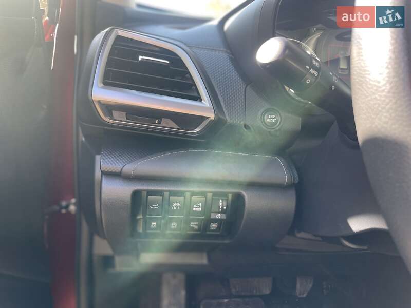 Позашляховик / Кросовер Subaru Forester 2018 в Львові