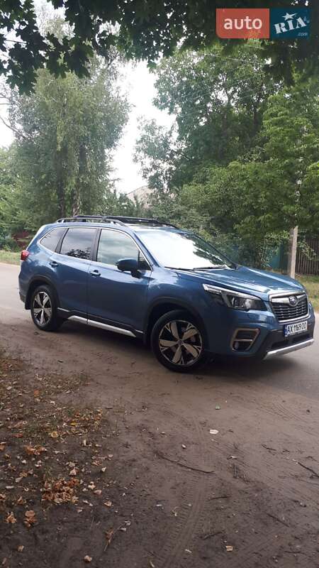 Внедорожник / Кроссовер Subaru Forester 2019 в Изюме