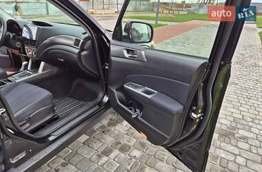 Внедорожник / Кроссовер Subaru Forester 2010 в 
