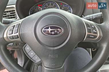 Внедорожник / Кроссовер Subaru Forester 2010 в 
