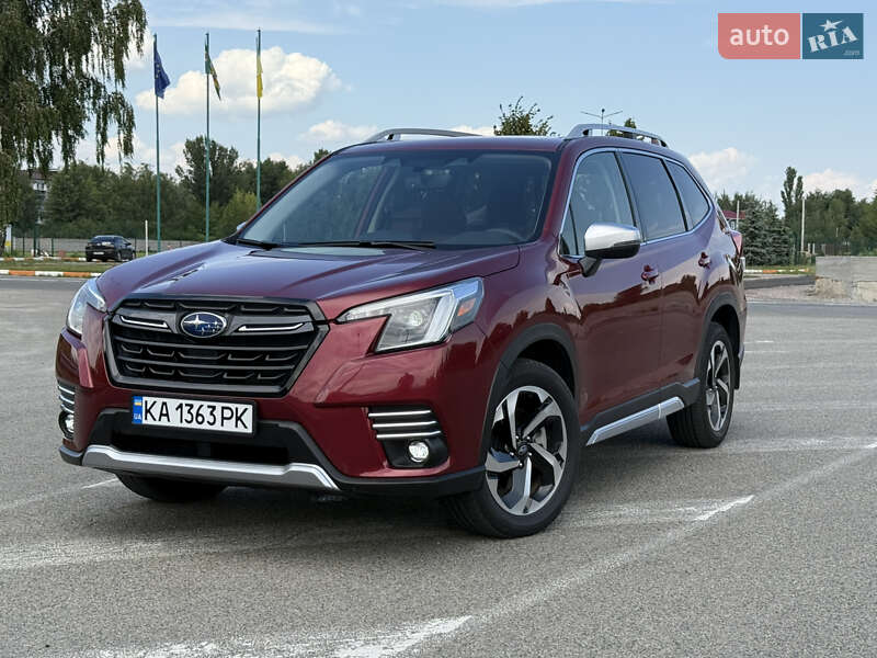 Внедорожник / Кроссовер Subaru Forester 2024 в Киеве
