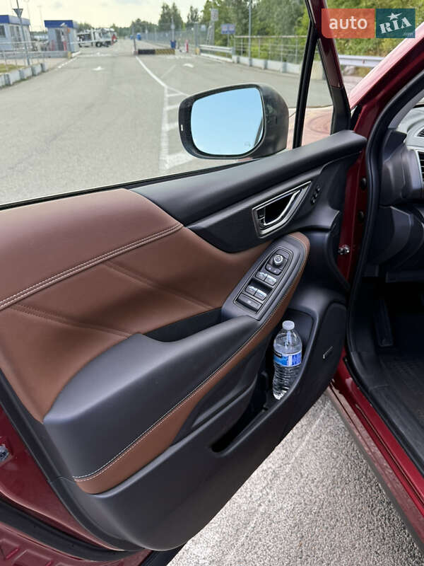 Внедорожник / Кроссовер Subaru Forester 2024 в Киеве