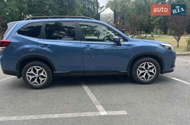 Позашляховик / Кросовер Subaru Forester 2024 в 