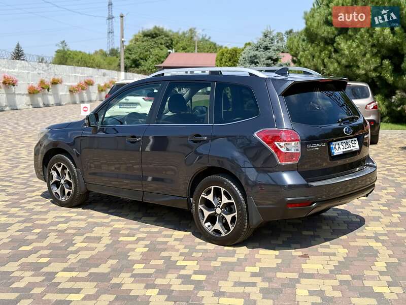 Позашляховик / Кросовер Subaru Forester 2015 в Дніпрі