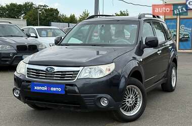 Внедорожник / Кроссовер Subaru Forester 2009 в 