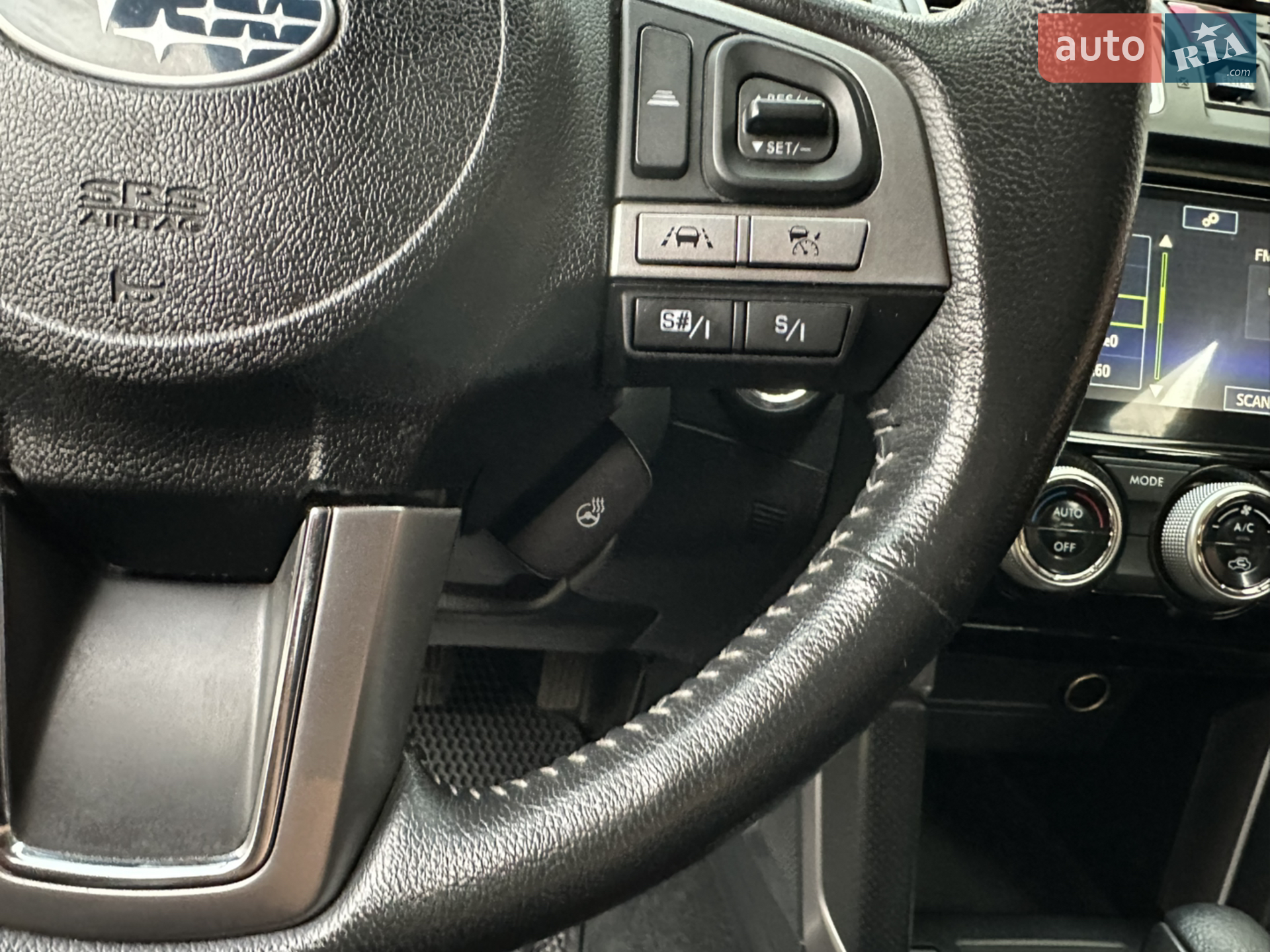 2016 Subaru Forester - мініатюра 17