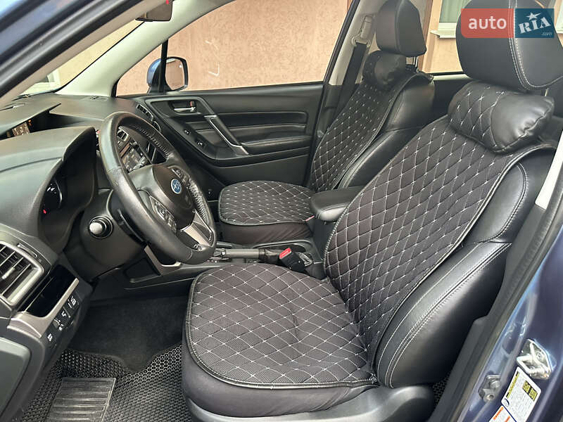 Внедорожник / Кроссовер Subaru Forester 2016 в Сумах