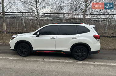 Внедорожник / Кроссовер Subaru Forester 2019 в Львове