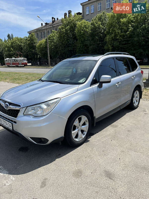 Внедорожник / Кроссовер Subaru Forester 2014 в Харькове