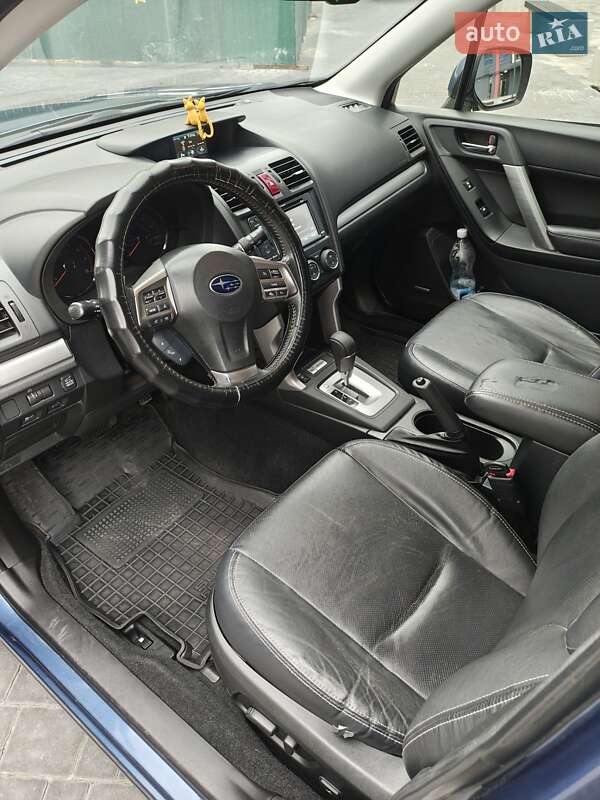 Внедорожник / Кроссовер Subaru Forester 2013 в Львове