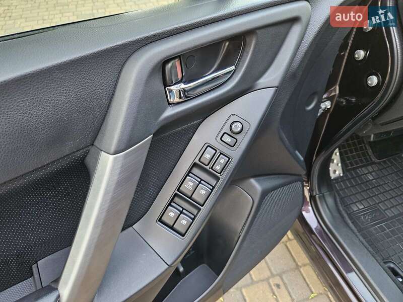 Позашляховик / Кросовер Subaru Forester 2013 в Одесі