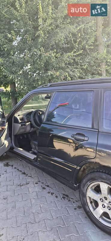 Внедорожник / Кроссовер Subaru Forester 1999 в Львове