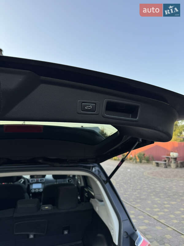 Внедорожник / Кроссовер Subaru Forester 2017 в Яворове